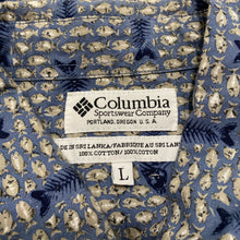 Load image into Gallery viewer, Columbia Fish Bone Short Sleeve Button Down
